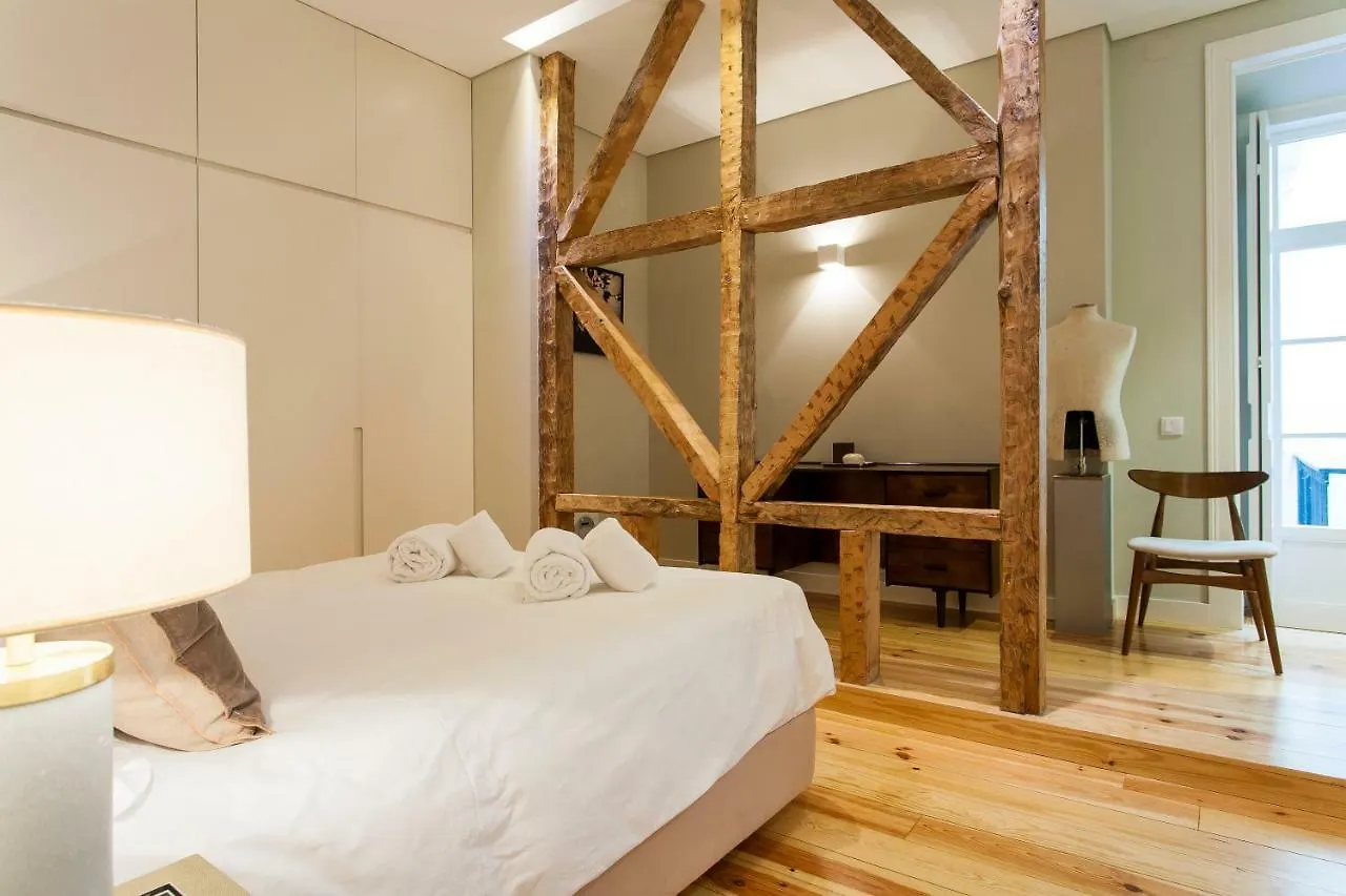 Joivy Deluxe 3Br Apt With Workspace By Figueira Sq And Rossio Subway Lissabon 0*,  Portugal